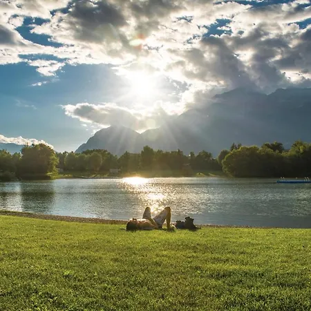 Big Place In Center With Parking