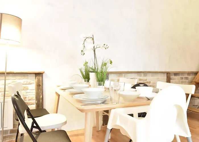 Big Place In Center With Parking Appartement *