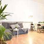 Big Place In Center With Parking Apartmán *