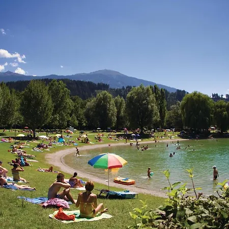 Big Place In Center With Parking *