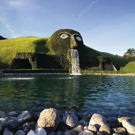 Big Place In Center With Parking Lägenhet